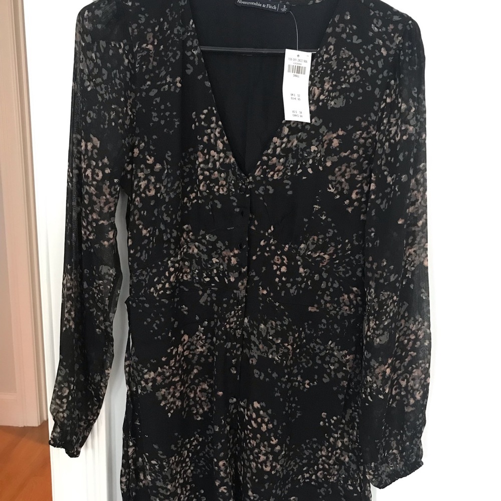 Black long sleeve dress - Picture 2 of 3